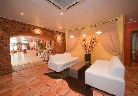 Hotell & Restaurant Le Belvedere Porto (Corsica)