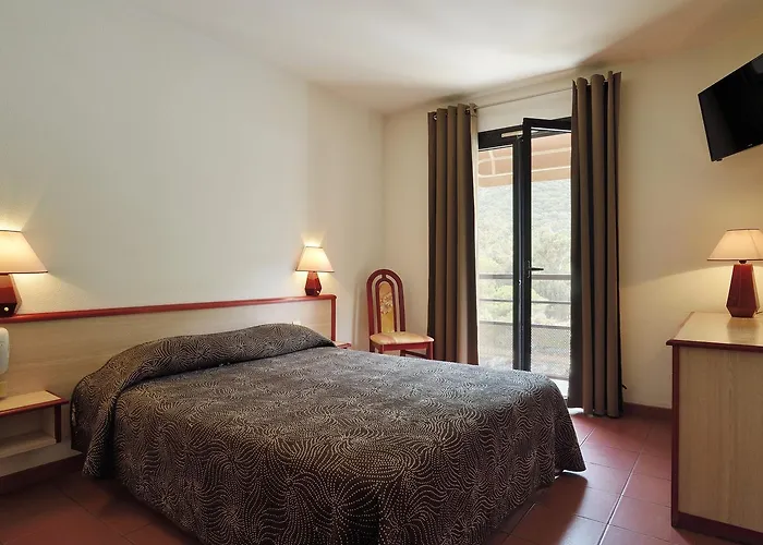 & Restaurant Le Belvedere 3* Porto (Corsica)